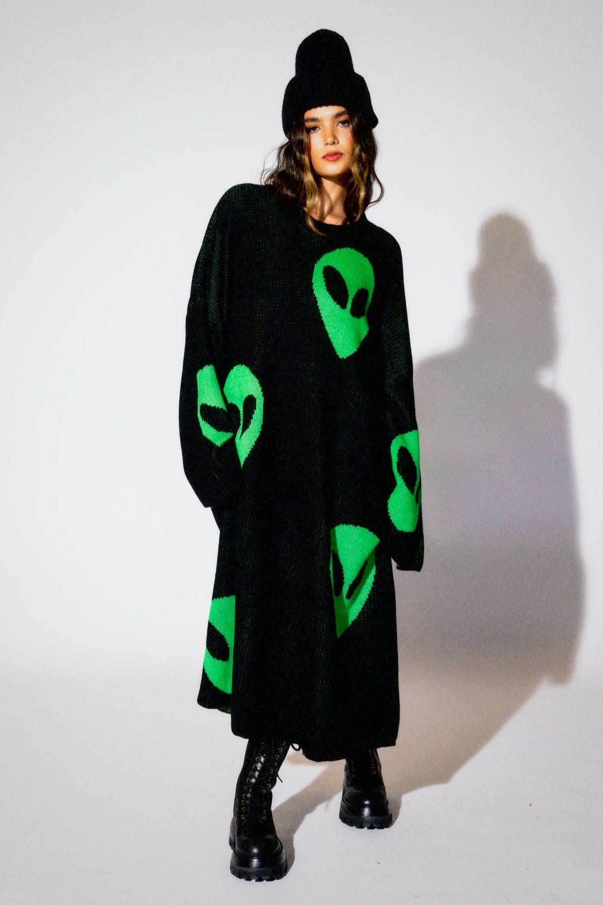 Dressed in Lala Literally Limitless Oversized Sweater Dress in Alien Lover L/XL Dressed in Lala Literally Limitless Oversized Sweater Dress in Alien Lover L/XL