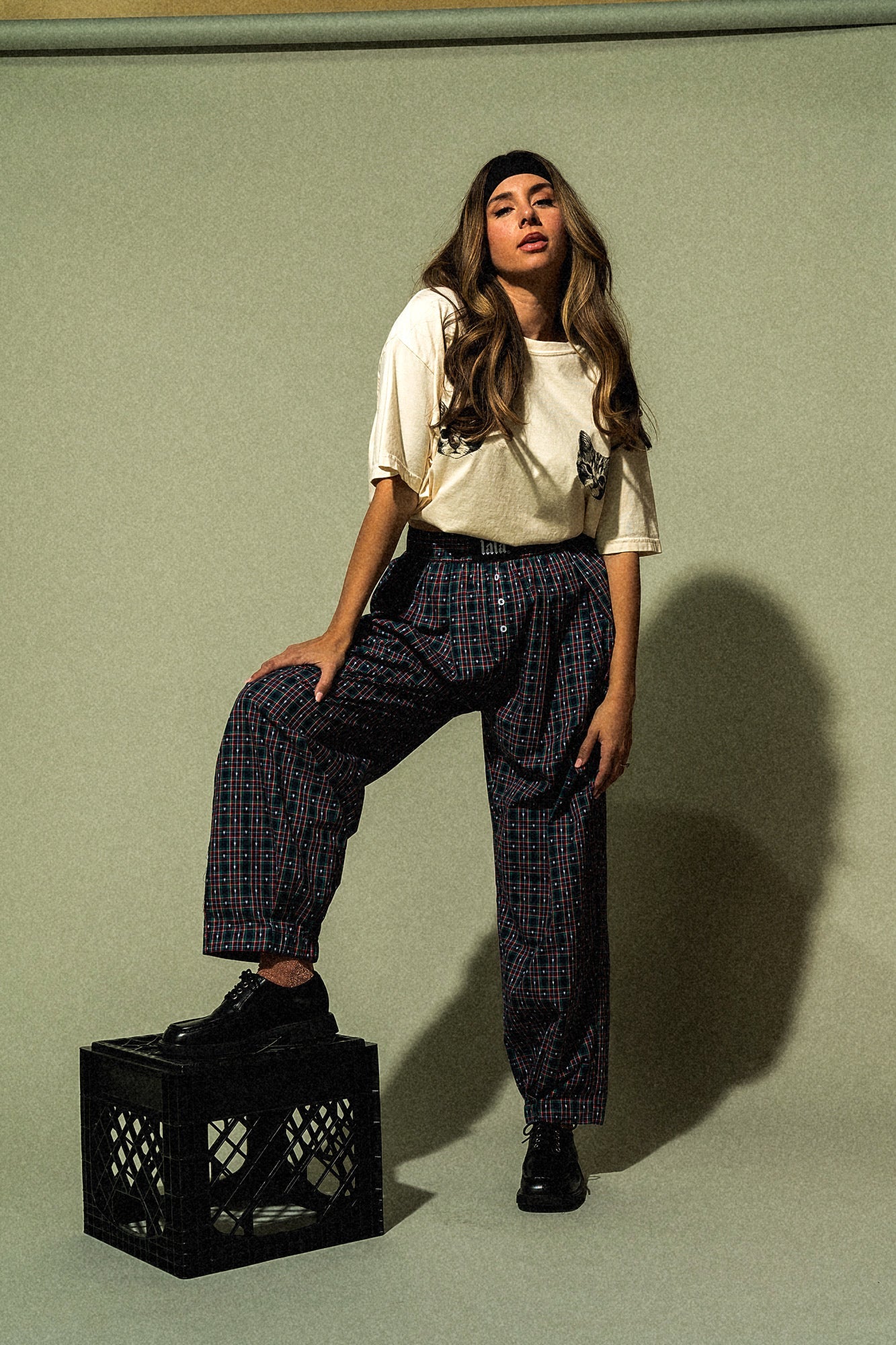 Happy Chance Barrel Leg Boxer Pants in Lots of Love Plaid - Dressed in Lala
