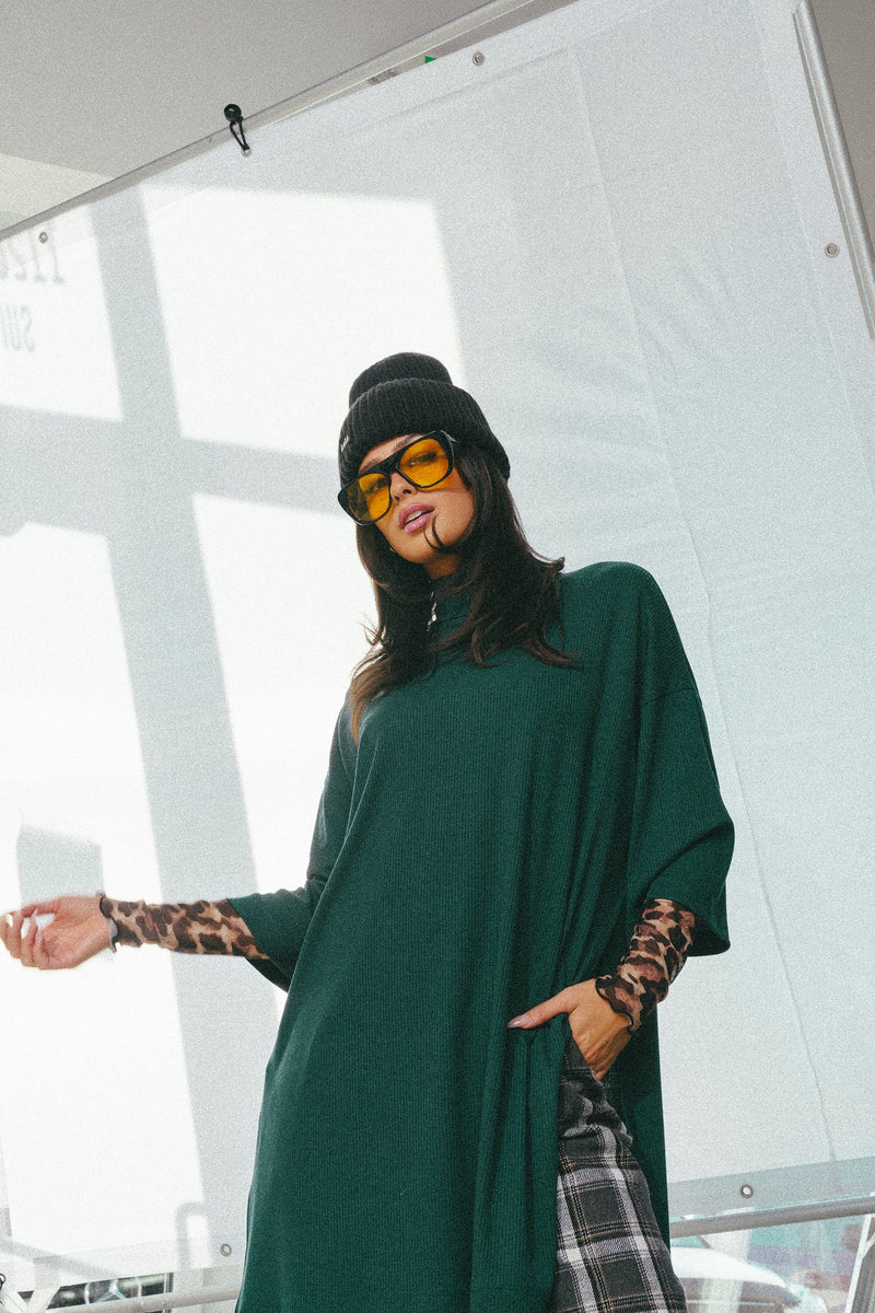 Lala Icon Mock Neck Top in Emerald L