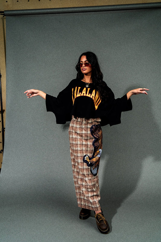 Your Dad's Vintage Sweatshirt (But Better) in Black Lalaland - Dressed in Lala