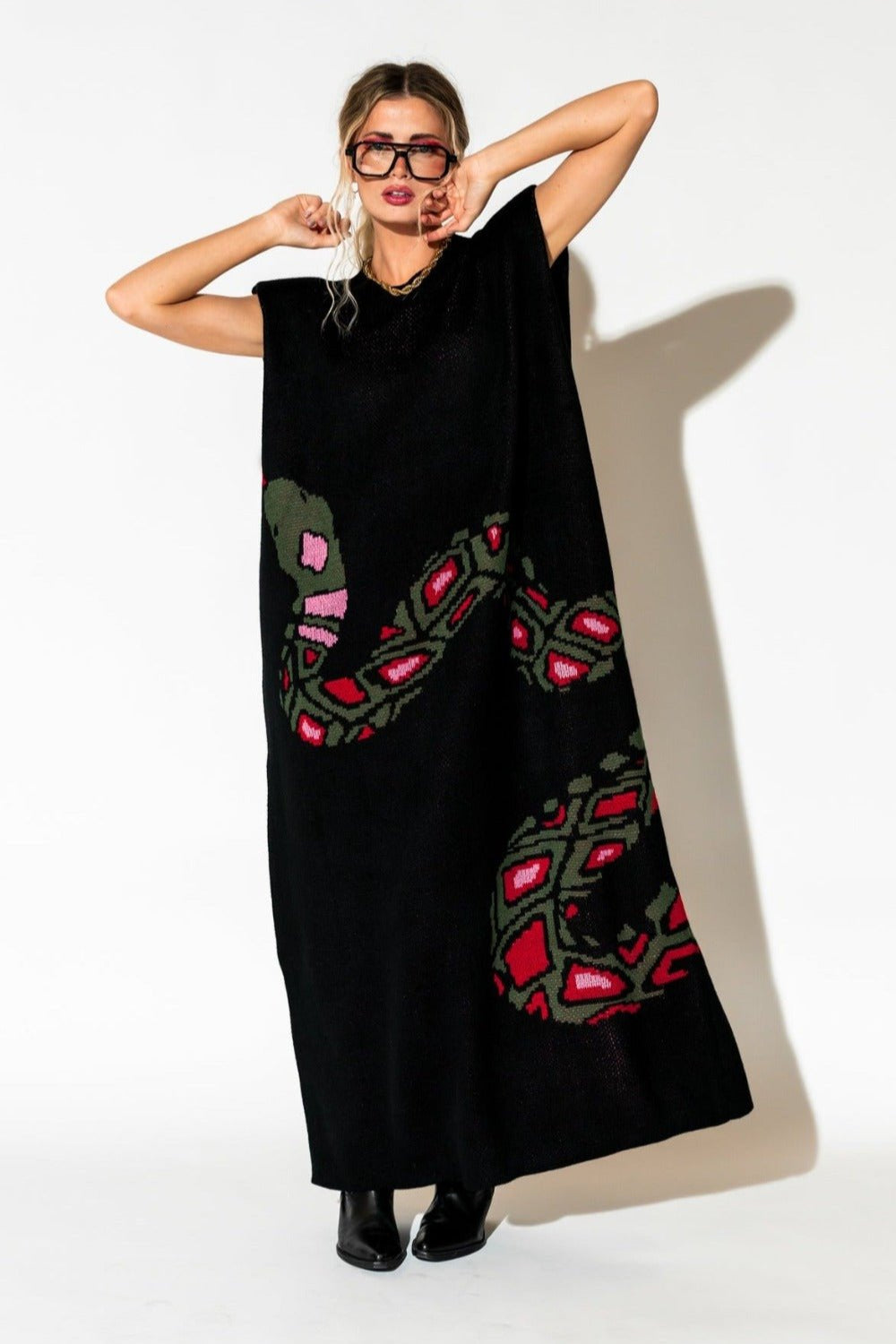 Snake Oversized Knit Maxi Dress - Bold Fashion - Dressed in Lala Original L/XL Snake Oversized Knit Maxi Dress - Bold Fashion - Dressed in Lala Original L/XL