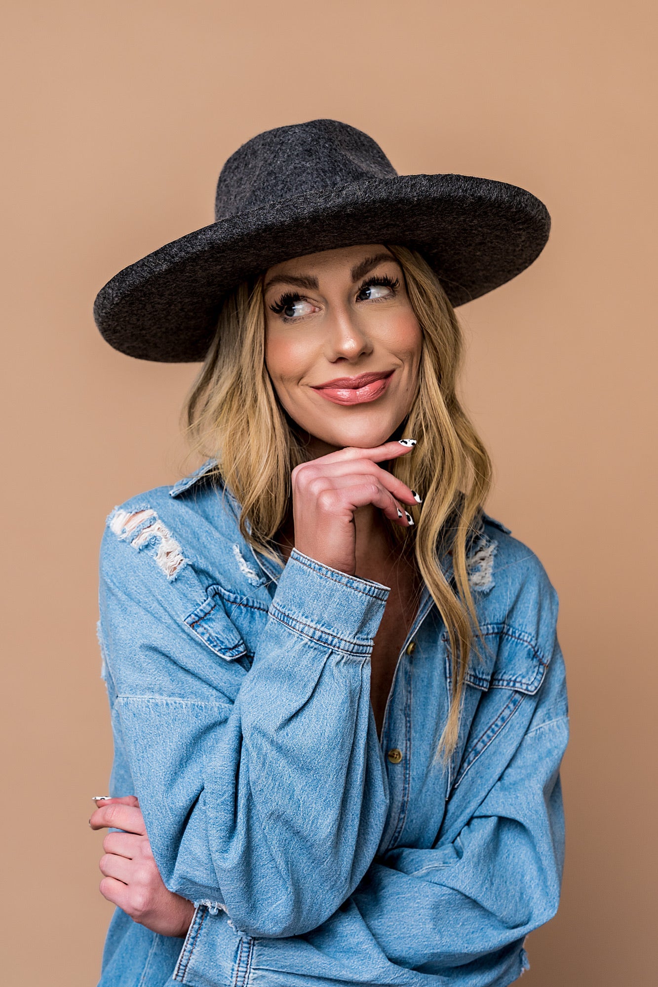 Stella Stiff Brim Hat in Charcoal