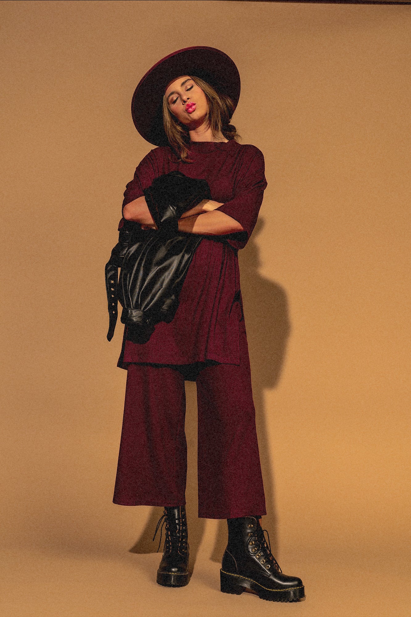 Lex Ribbed Playsuit in Wine