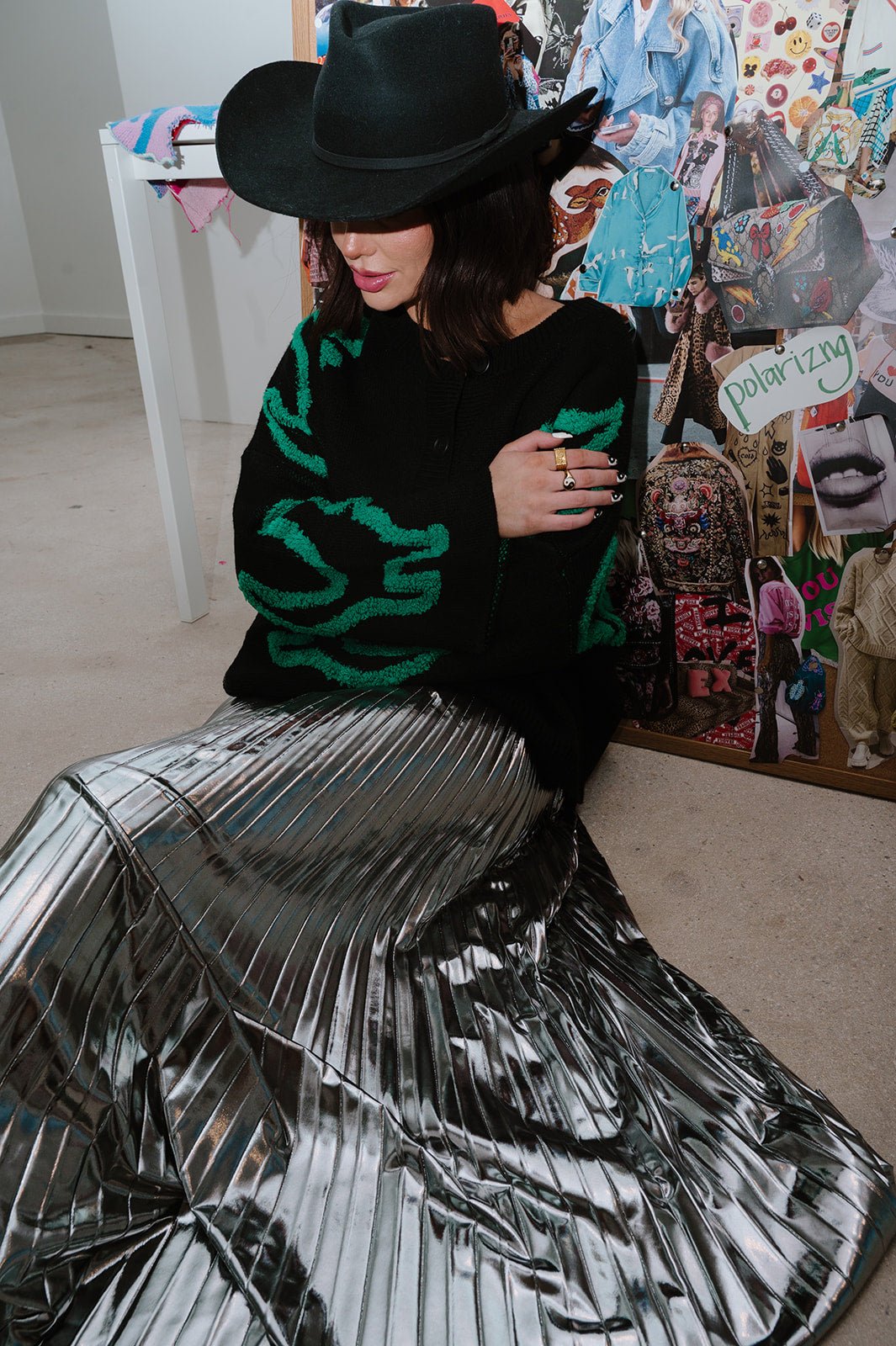 Metallic Pleated Midi Skirt in Sterling Silver – Dressed in Lala