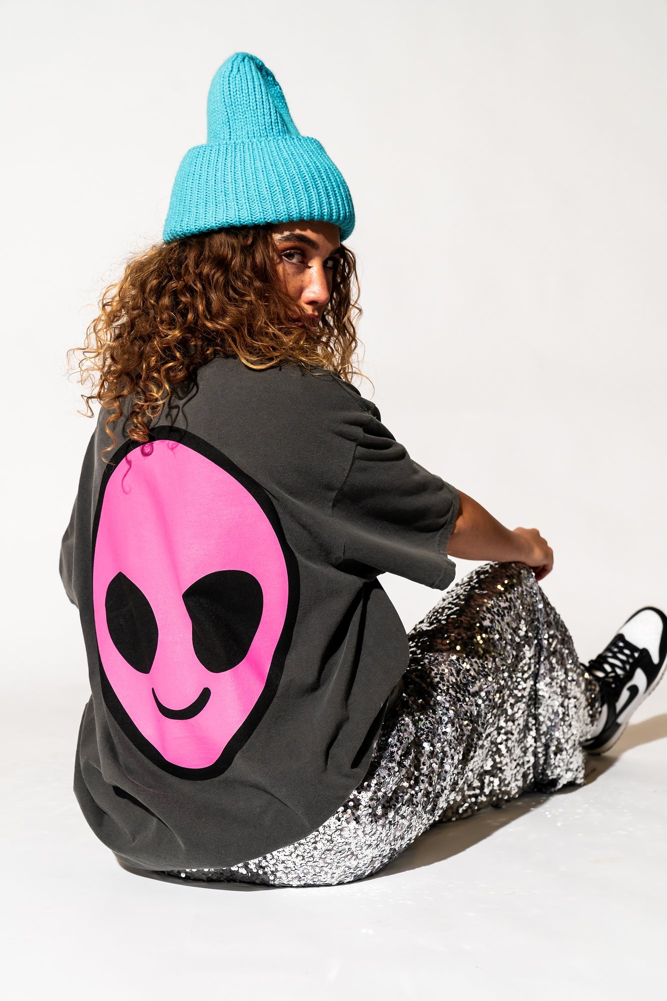 LALA ORIGINAL: Weirdo Alien Tee in Charcoal + Pink - Dressed in Lala