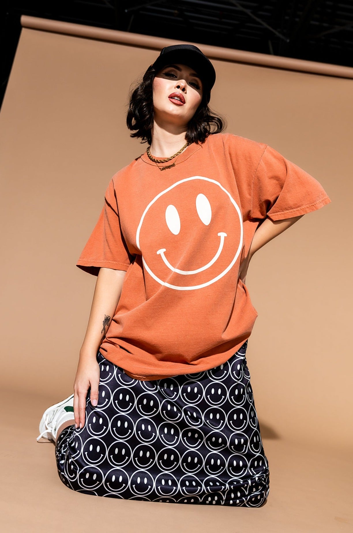 LALA ORIGINAL The World Needs Your Magic™ Oversized Tee in Sunset