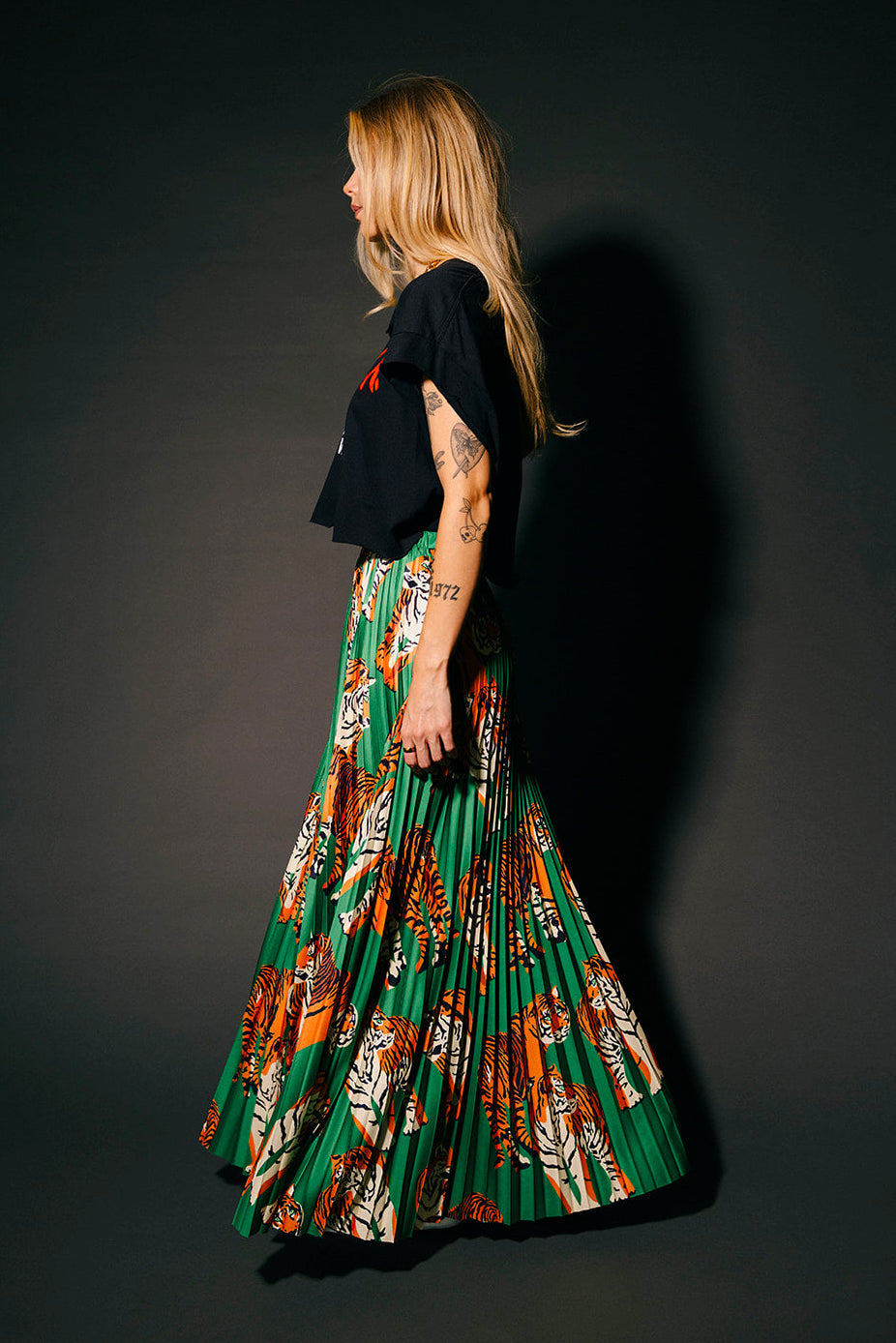Untamable Pleated Midi Skirt in Tiger Tales on Green