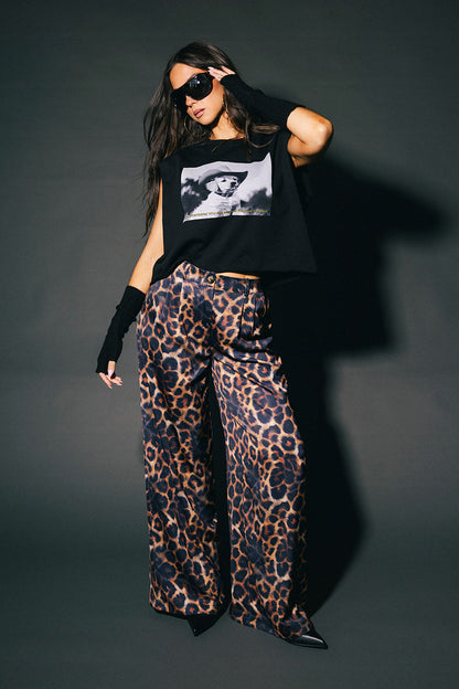 She Remembered Who She Was Cropped Cutoff Sweatshirt