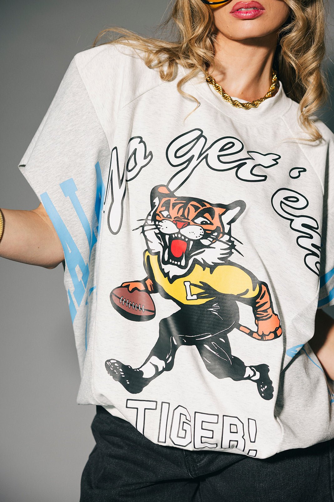 Go Get Em Split Muscle Tee - Dressed in Lala