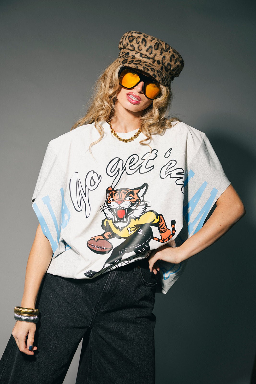 Go Get Em Split Muscle Tee - Dressed in Lala