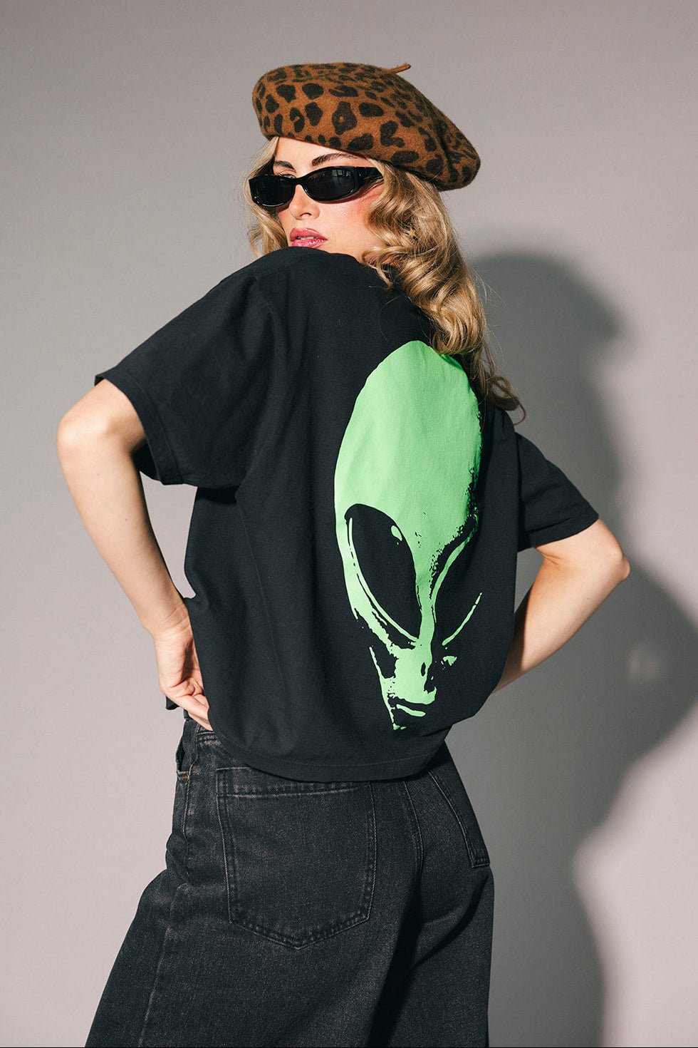 I Come in Peace Alien Boxy Tee - Dressed in Lala