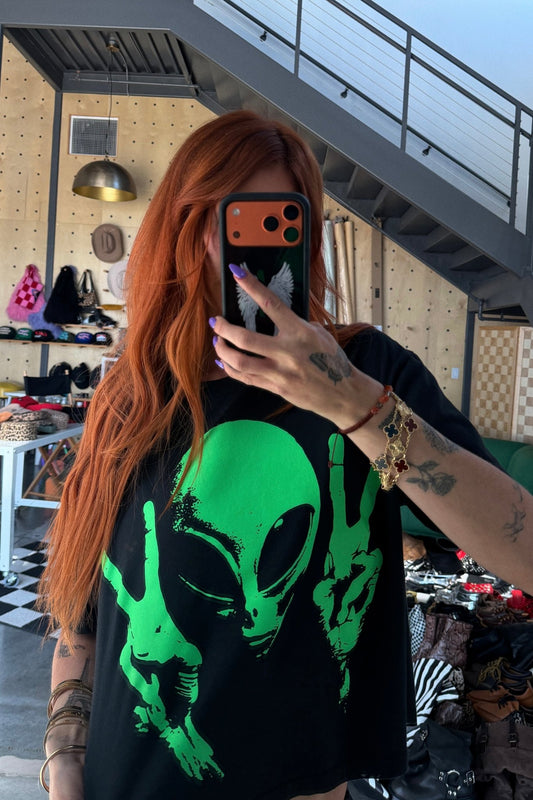 I Come in Peace Alien Boxy Tee - Dressed in Lala