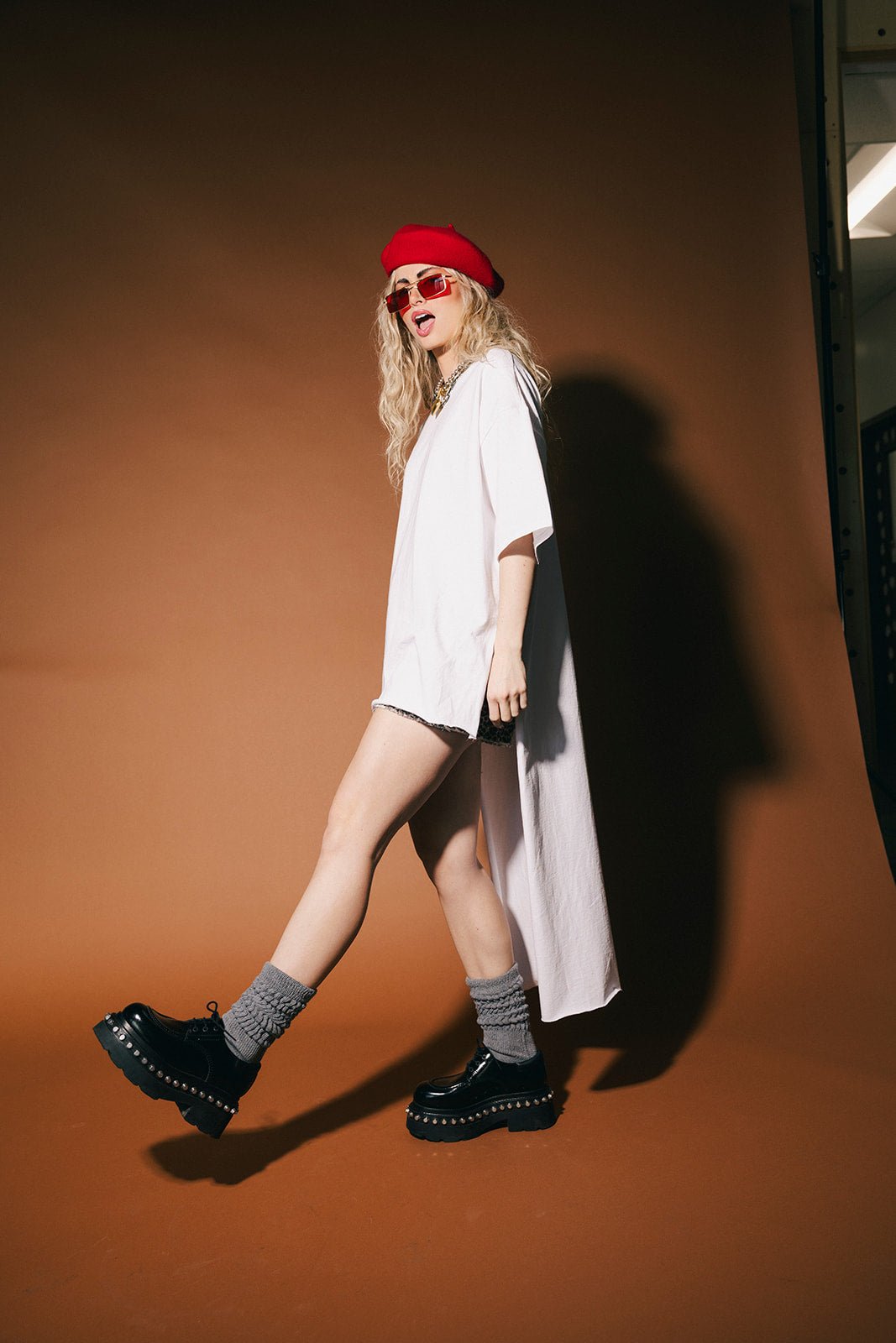 Indie Sleaze Hi - Lo Tee - Dressed in Lala