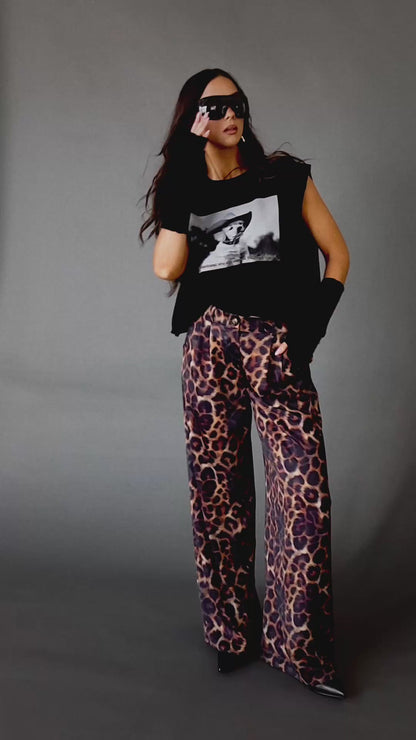 She Remembered Who She Was Cropped Cutoff Sweatshirt