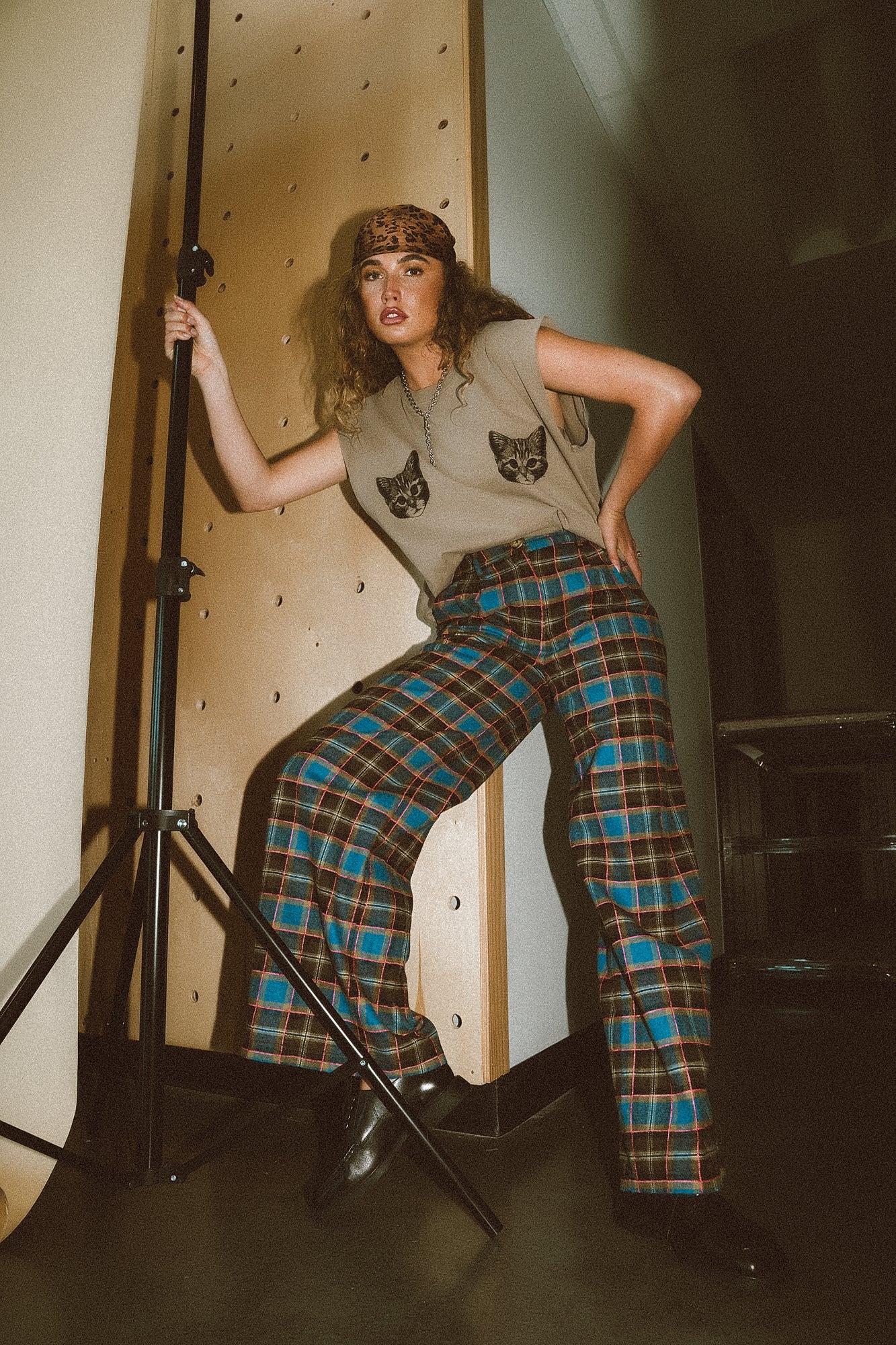 Show Me Your Kitties Muscle Tee in Chai - Dressed in Lala