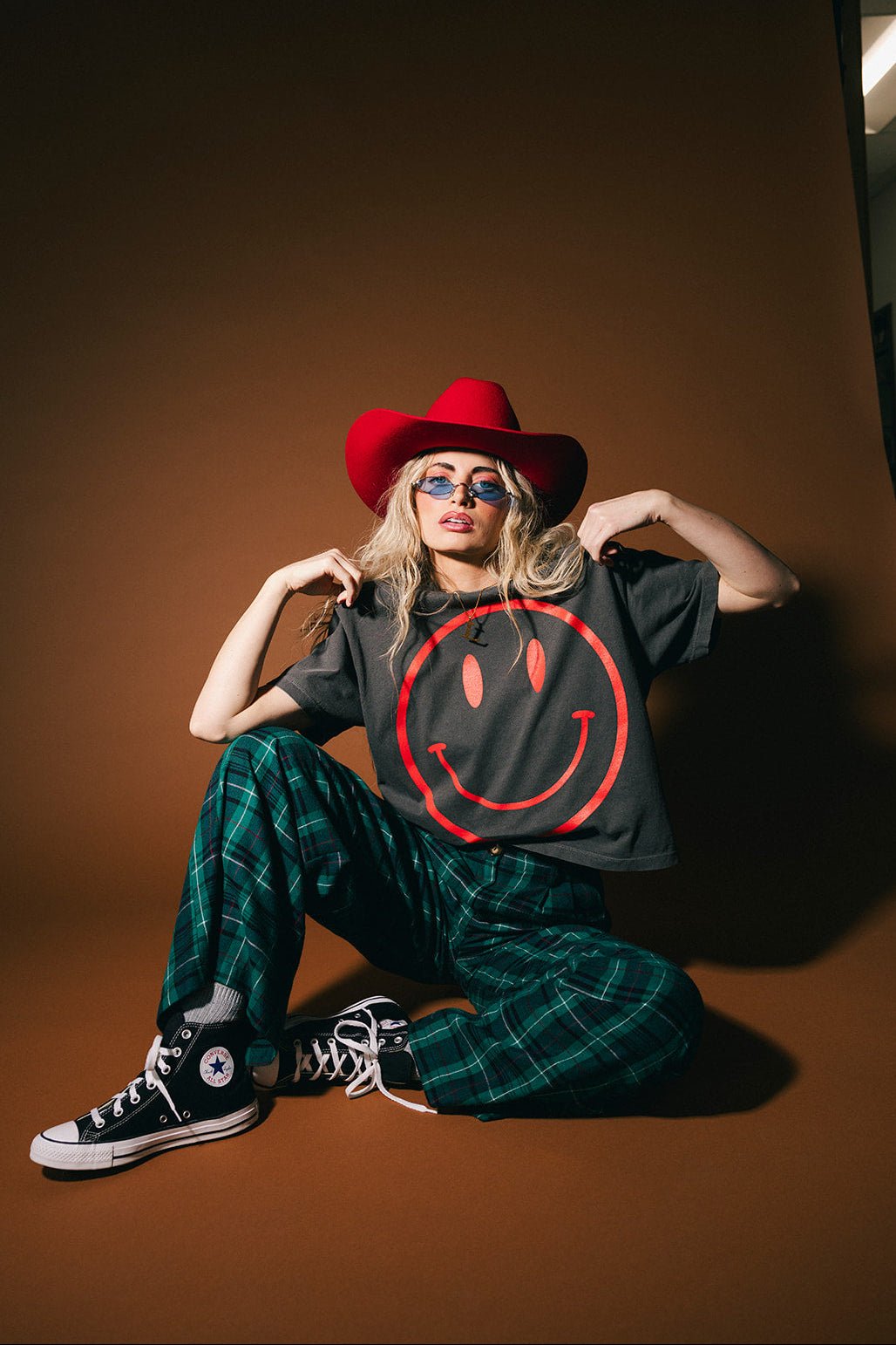 The World Needs Your Magic Crop Tee in Vintage Charcoal + Red - Dressed in Lala