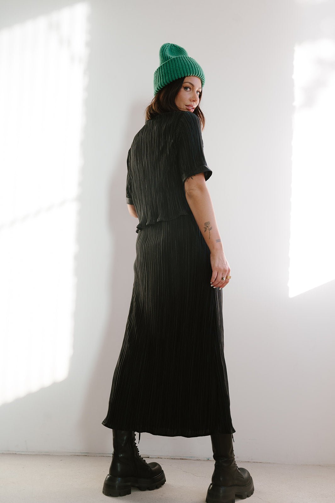 Ćest la Vie Plissé Skirt Set in Black