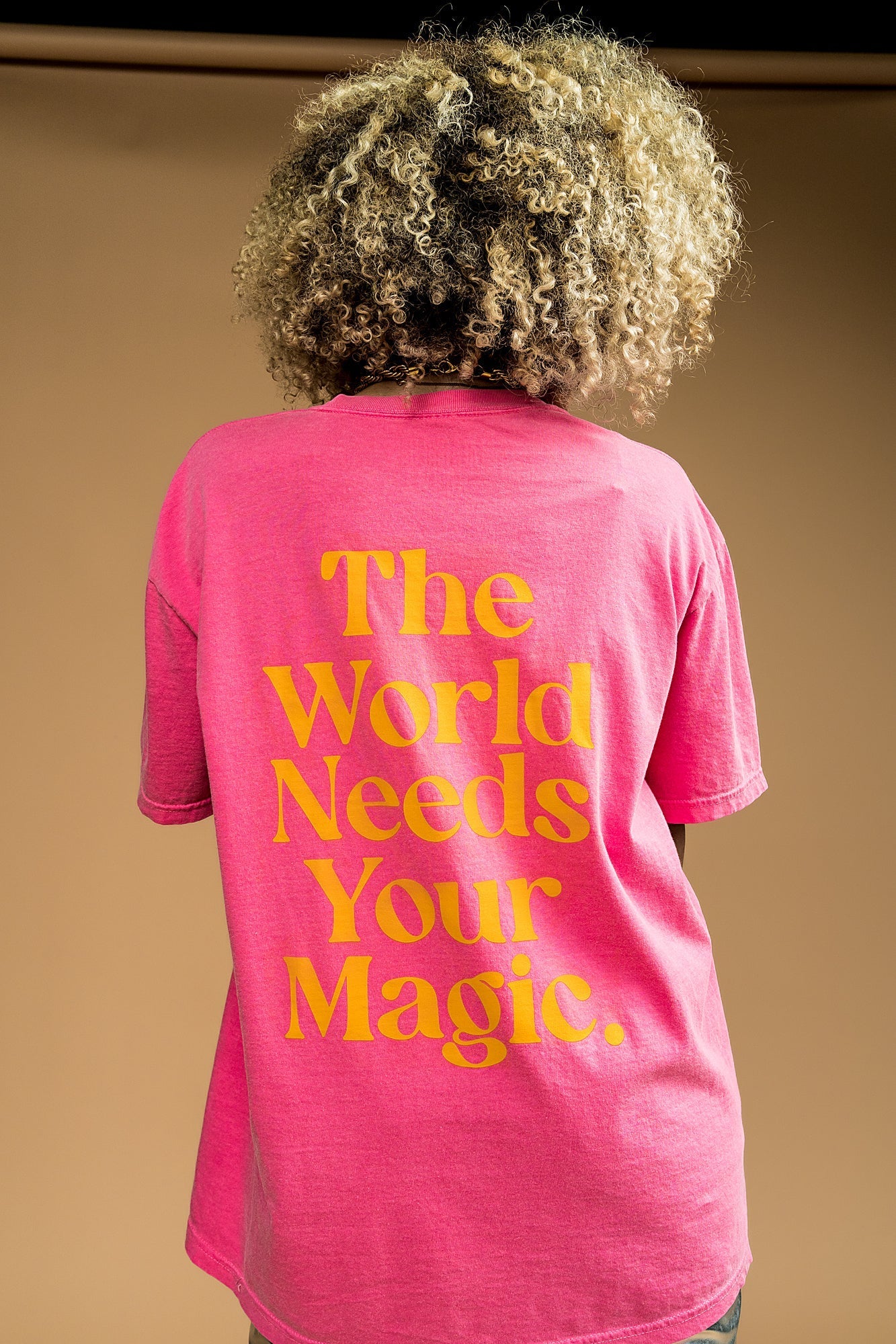LALA ORIGINAL: The World Needs Your Magic Oversized Tee in Pink/Orange - Dressed in Lala